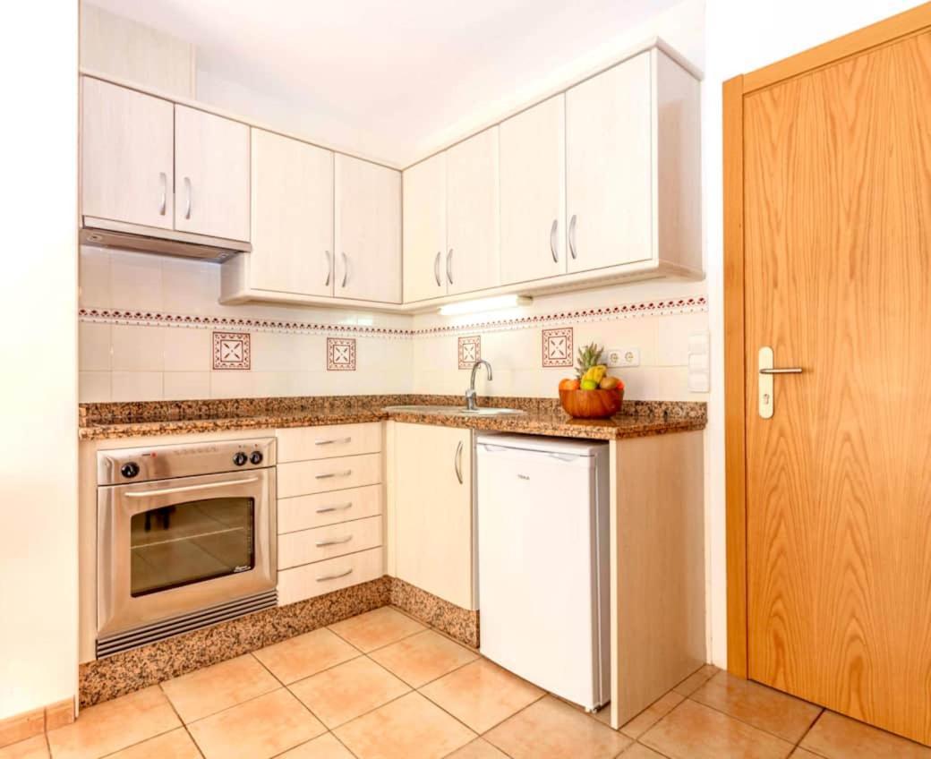 Апартаменти Apartamento Sa Varadero 2D Vista Mare Laterale Ес-Пухольс Екстер'єр фото