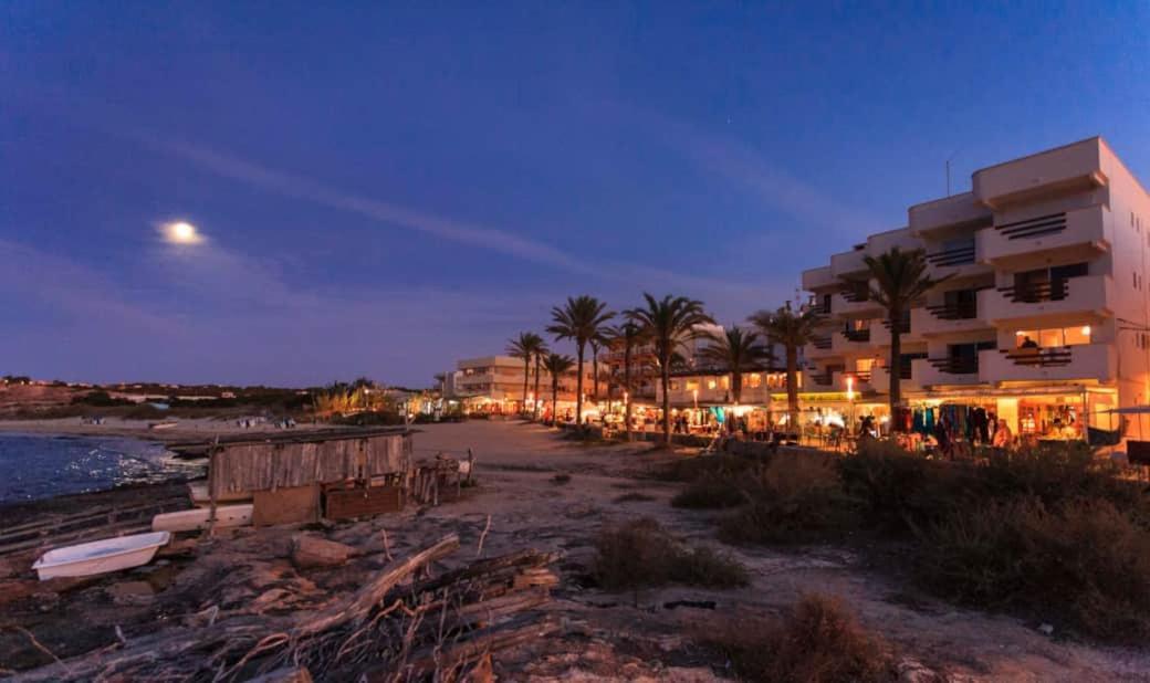 Апартаменти Apartamento Sa Varadero 2D Vista Mare Laterale Ес-Пухольс Екстер'єр фото